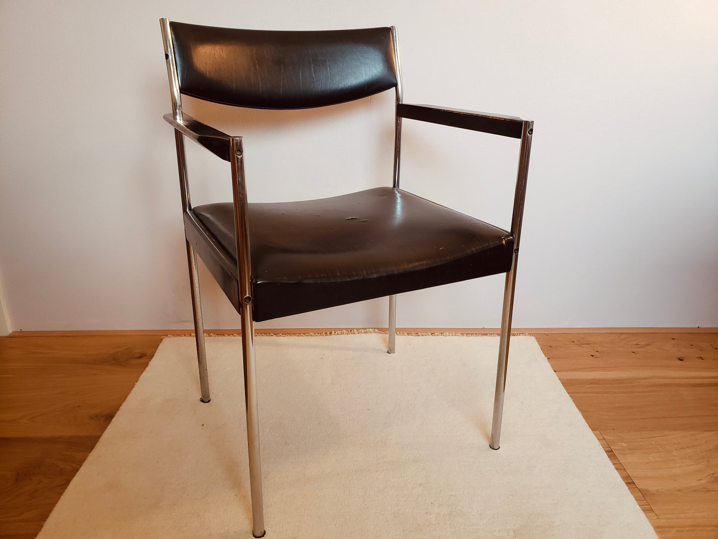 Bauhaus Office Chair