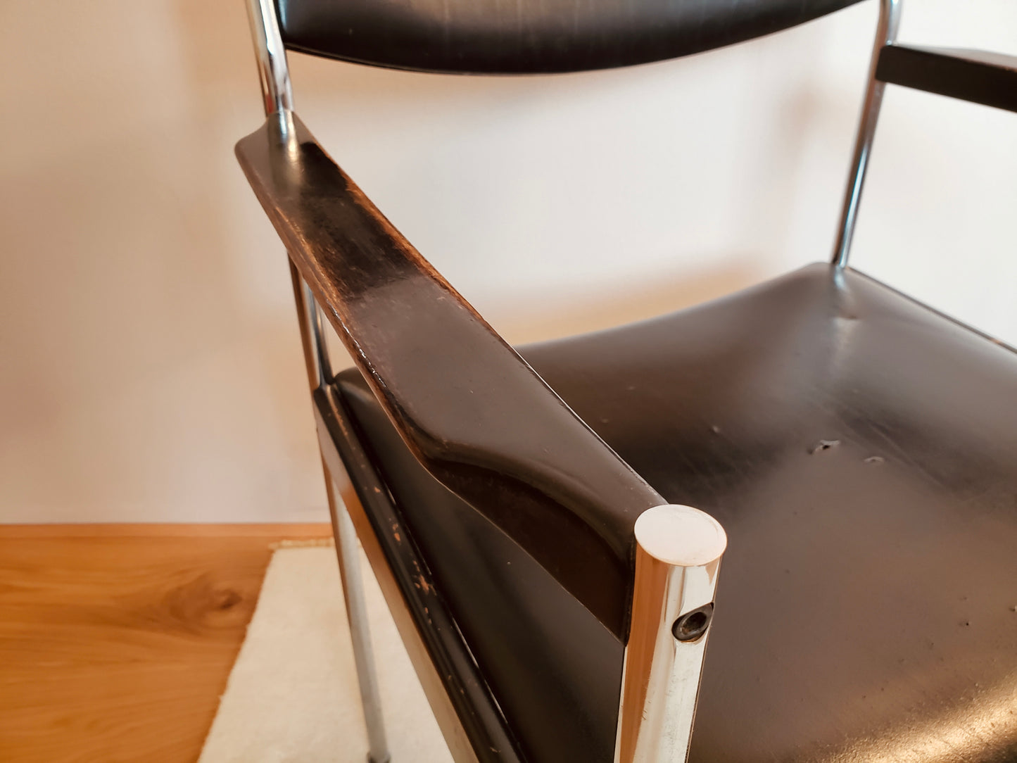 Bauhaus Office Chair